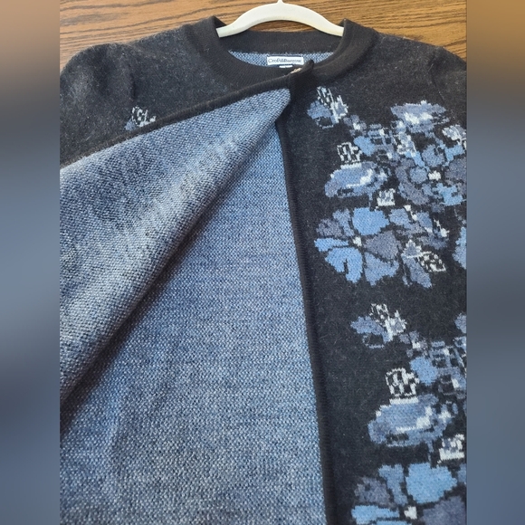 EUC Woman's L Croft & Barrow 100% warm wool cardigan - Picture 8 of 12